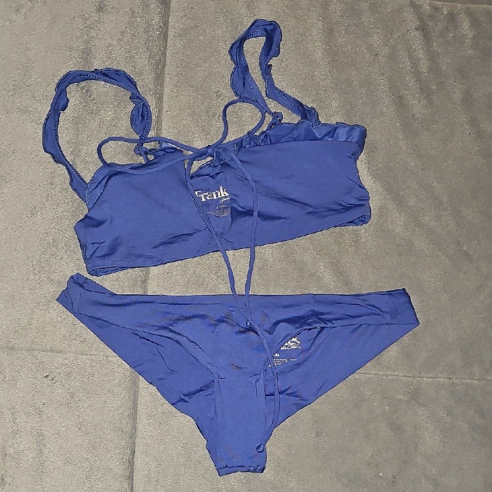 Frankies Bikini Set
